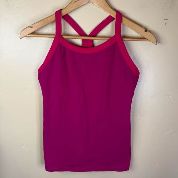 Lululemon Ujjayi Y II Athletic Tank Top Raspberry Size 2 Activewear Built in Bra - Picture 1 of 7